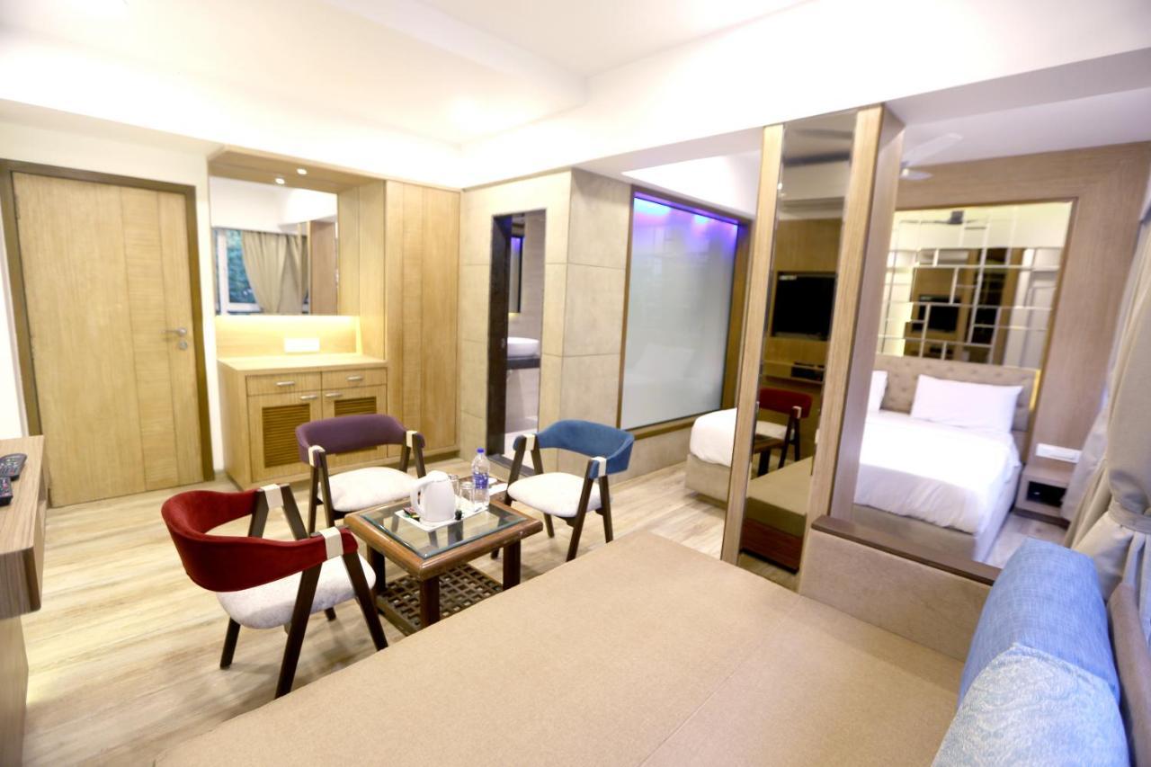 Hotel Sa Residency Mira-Bhayandar ภายนอก รูปภาพ